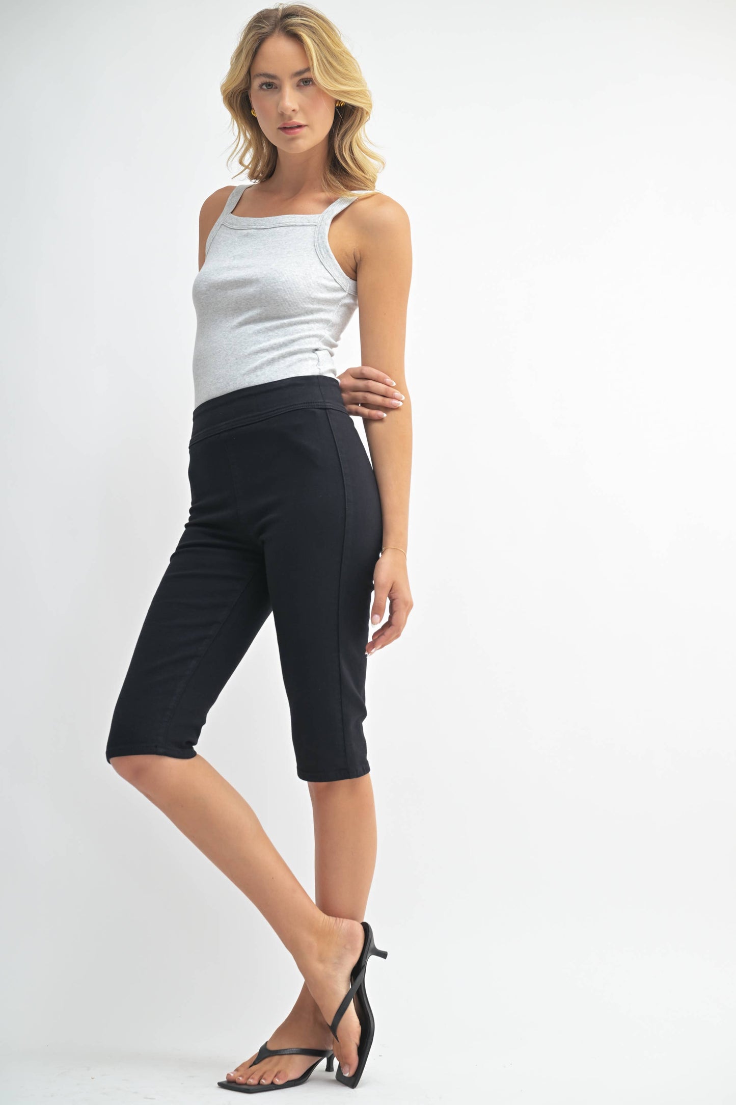 Black Skinny Capris