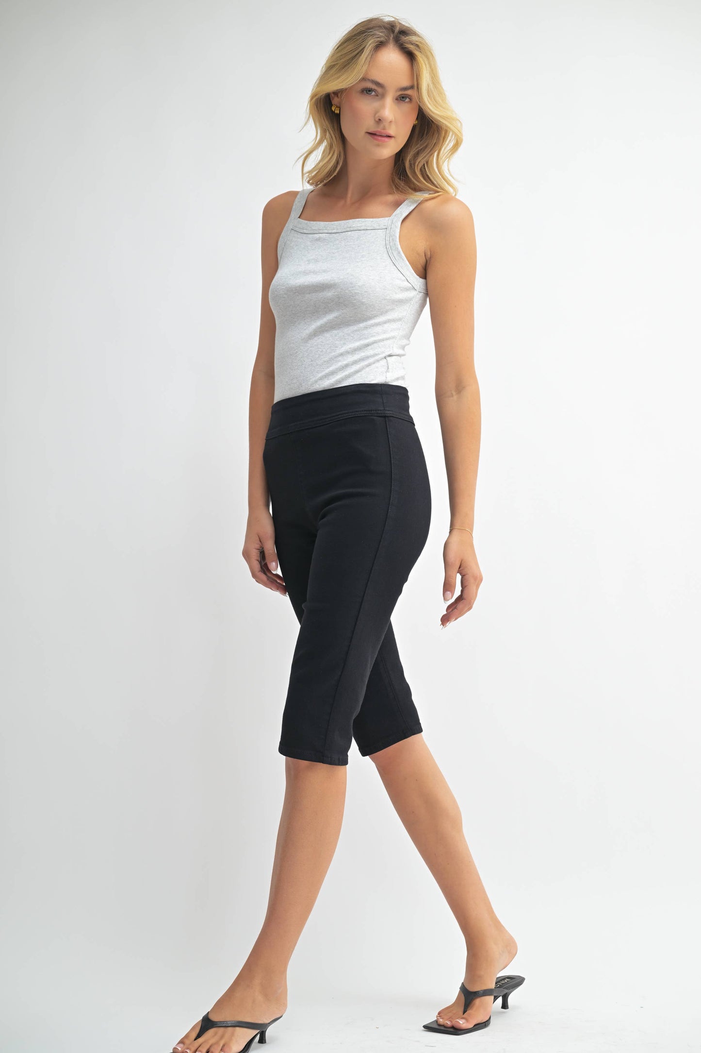 Black Skinny Capris