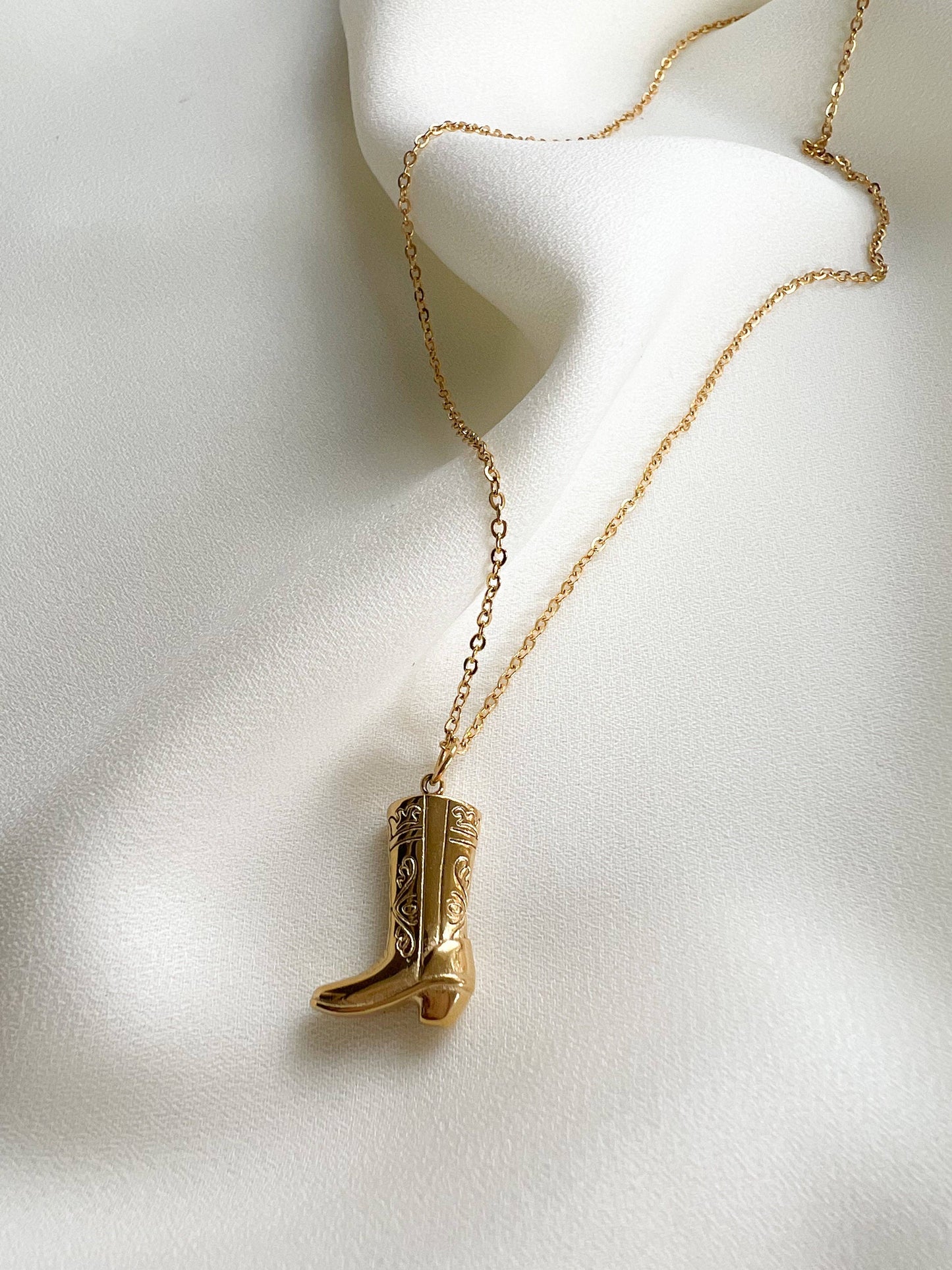 Woody Necklace