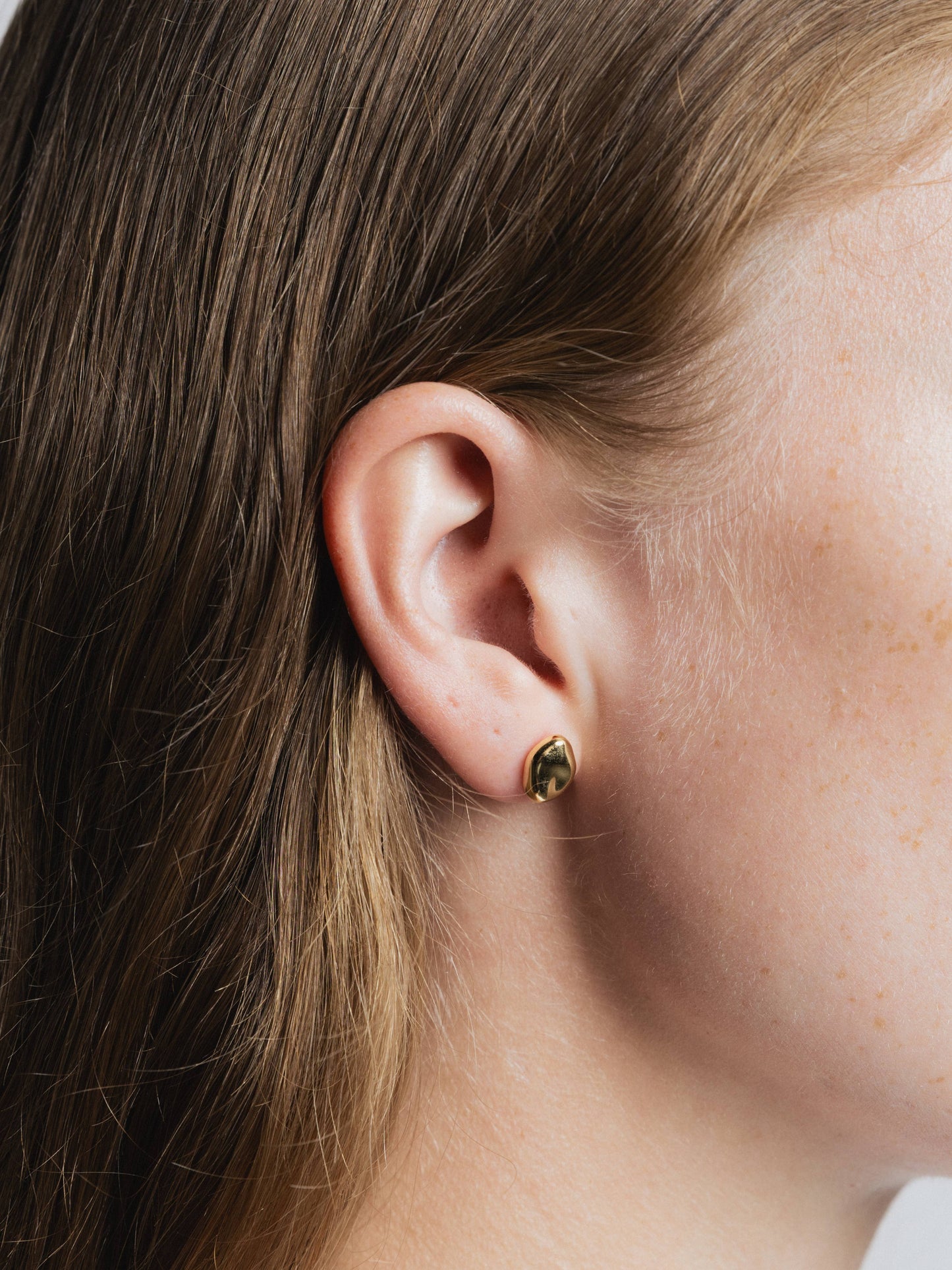 Bean Stud Earrings in Gold