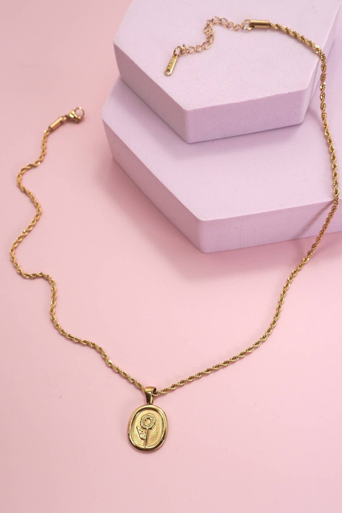 Rose Pendant Necklace