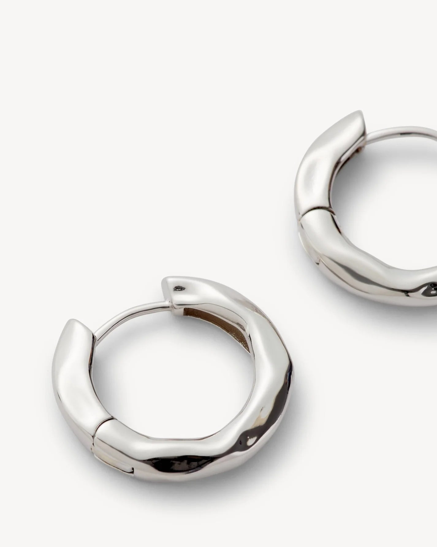 Petite Wavy Hoops in Silver