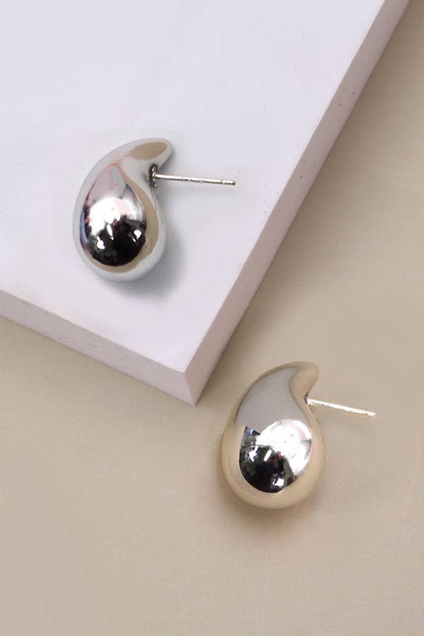 Silver Teardrop Stud