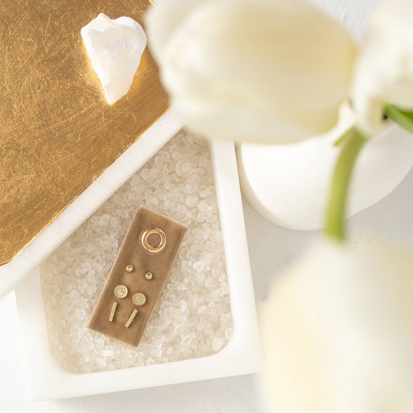 Pavé Velvet Stud