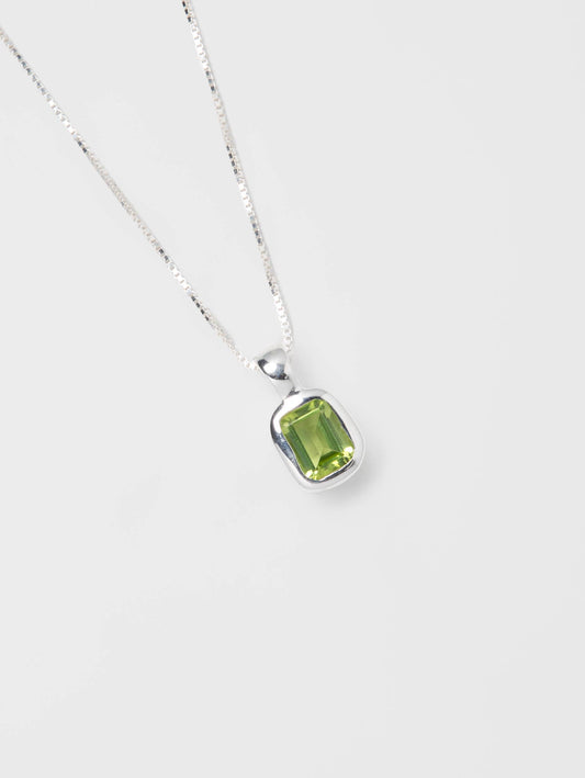 Freya Necklace in Green Peridot and Sterling Silver