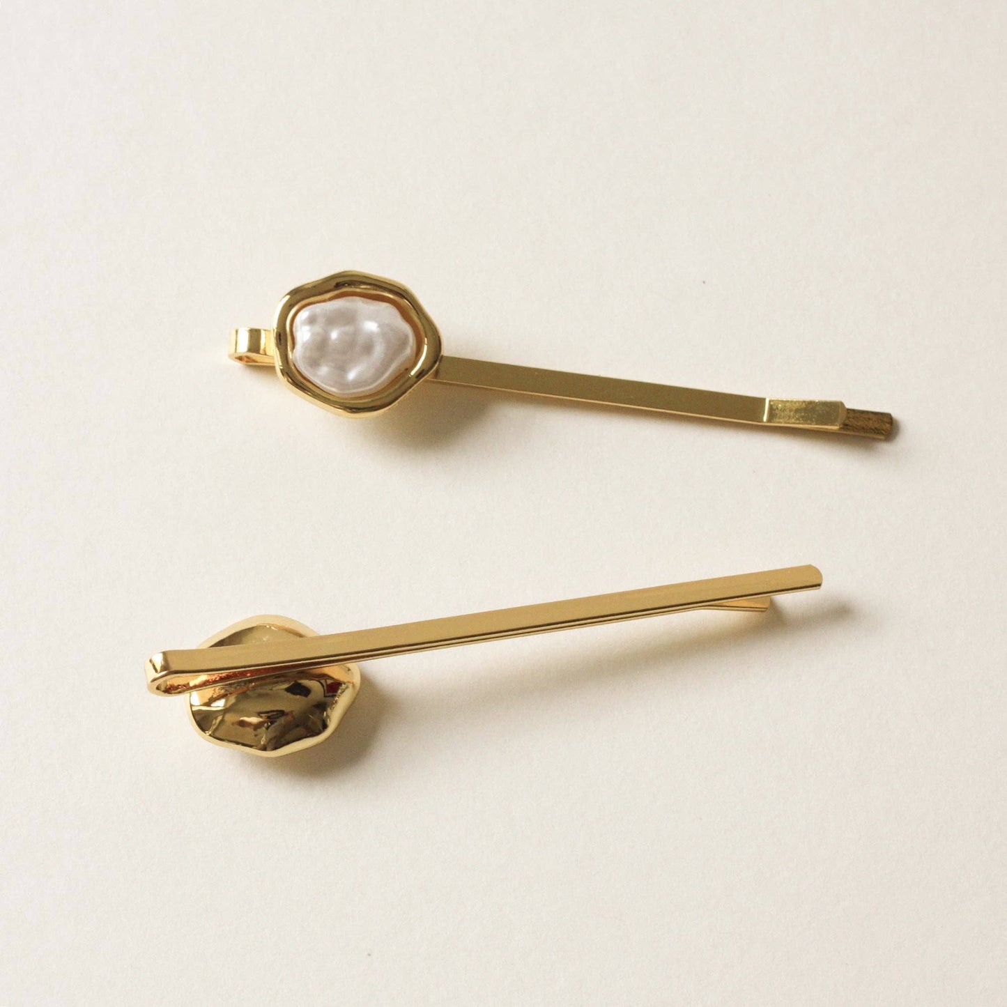 Freshwater Pearl Bobby Pins