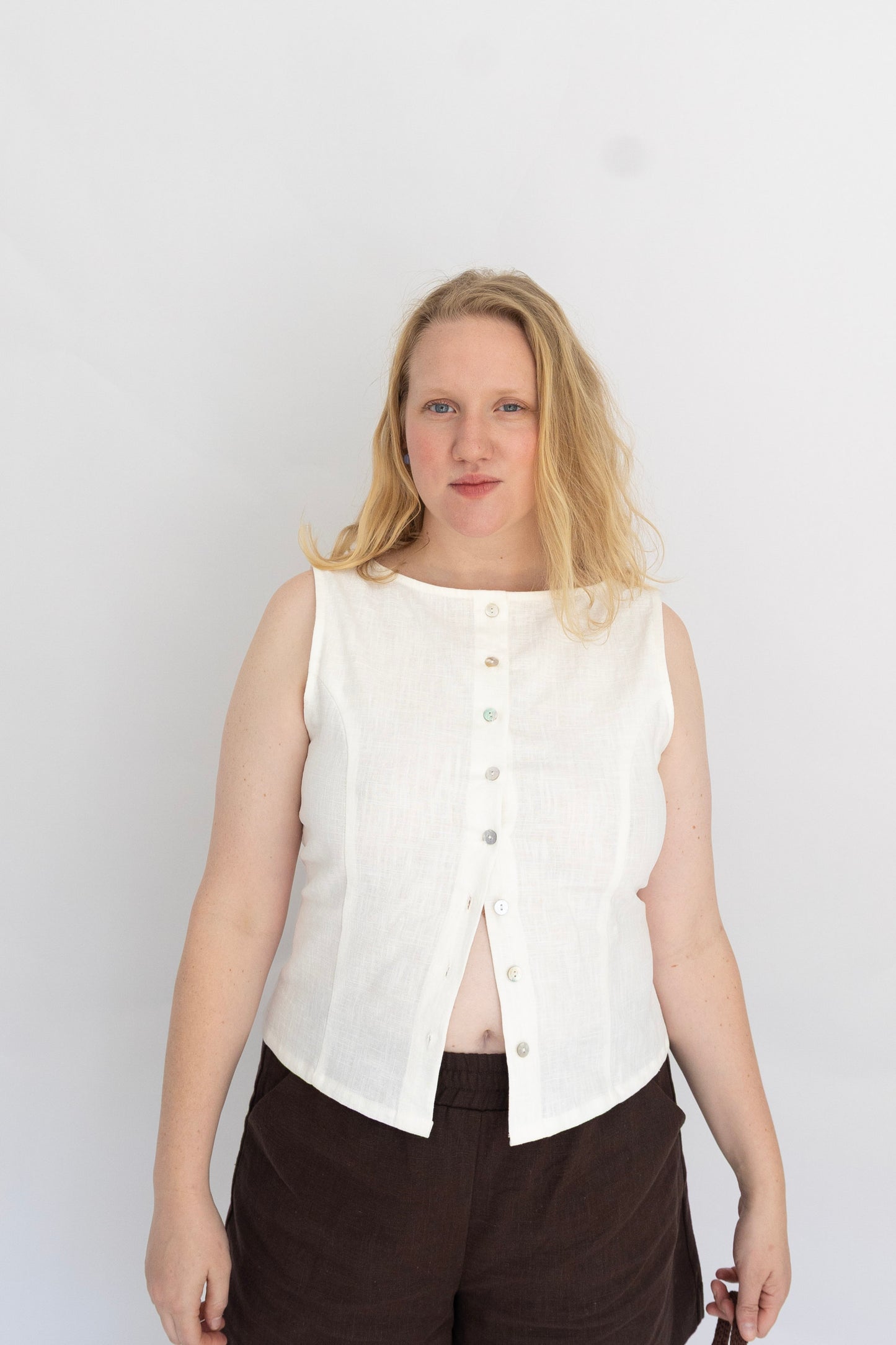 Bridgett Linen Top | White