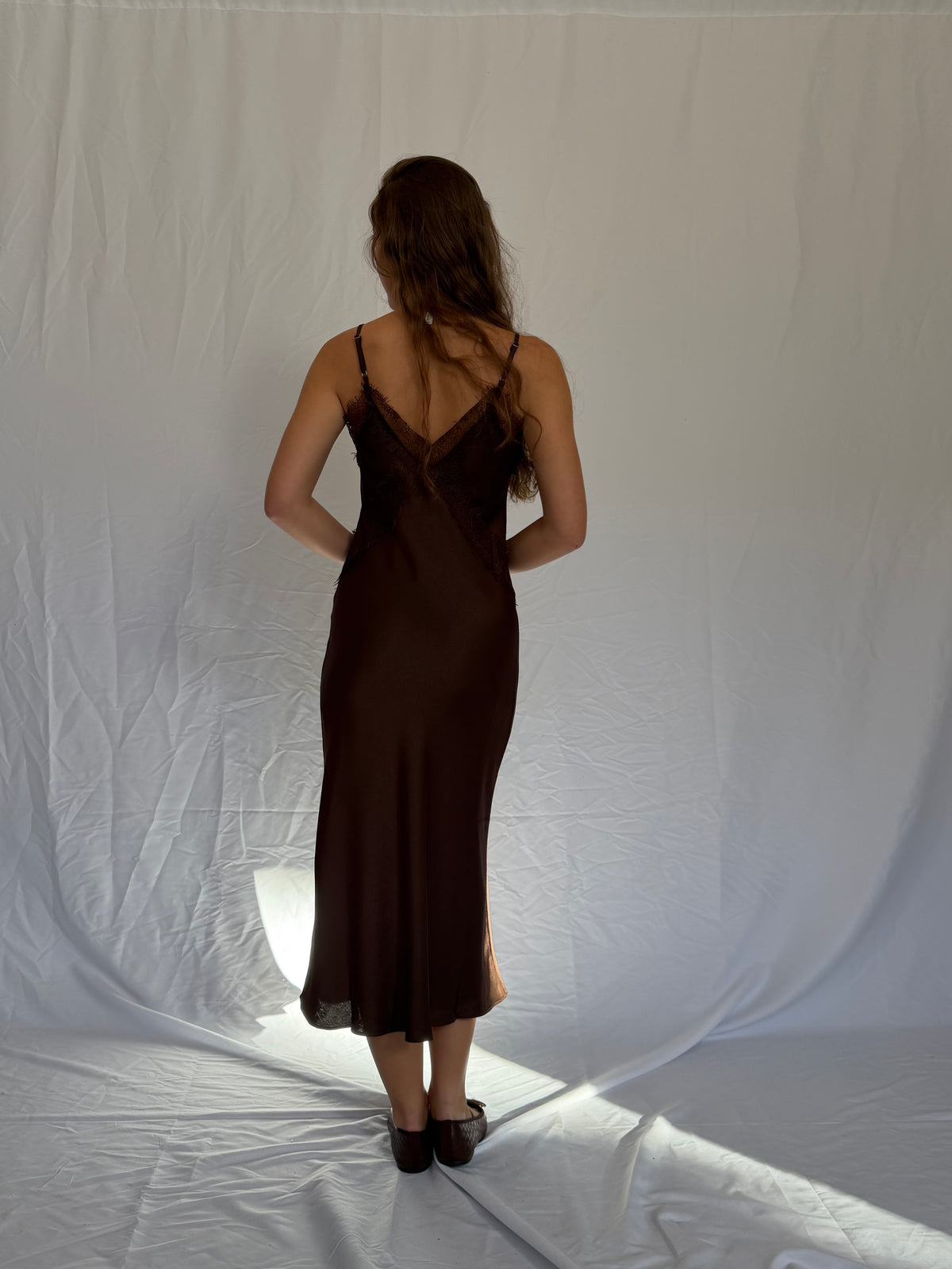 Laney Lace Midi Dress | Mocha