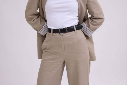 Classic Unisex Leather Belt