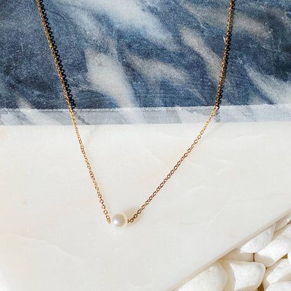Dainty Pearl Necklace