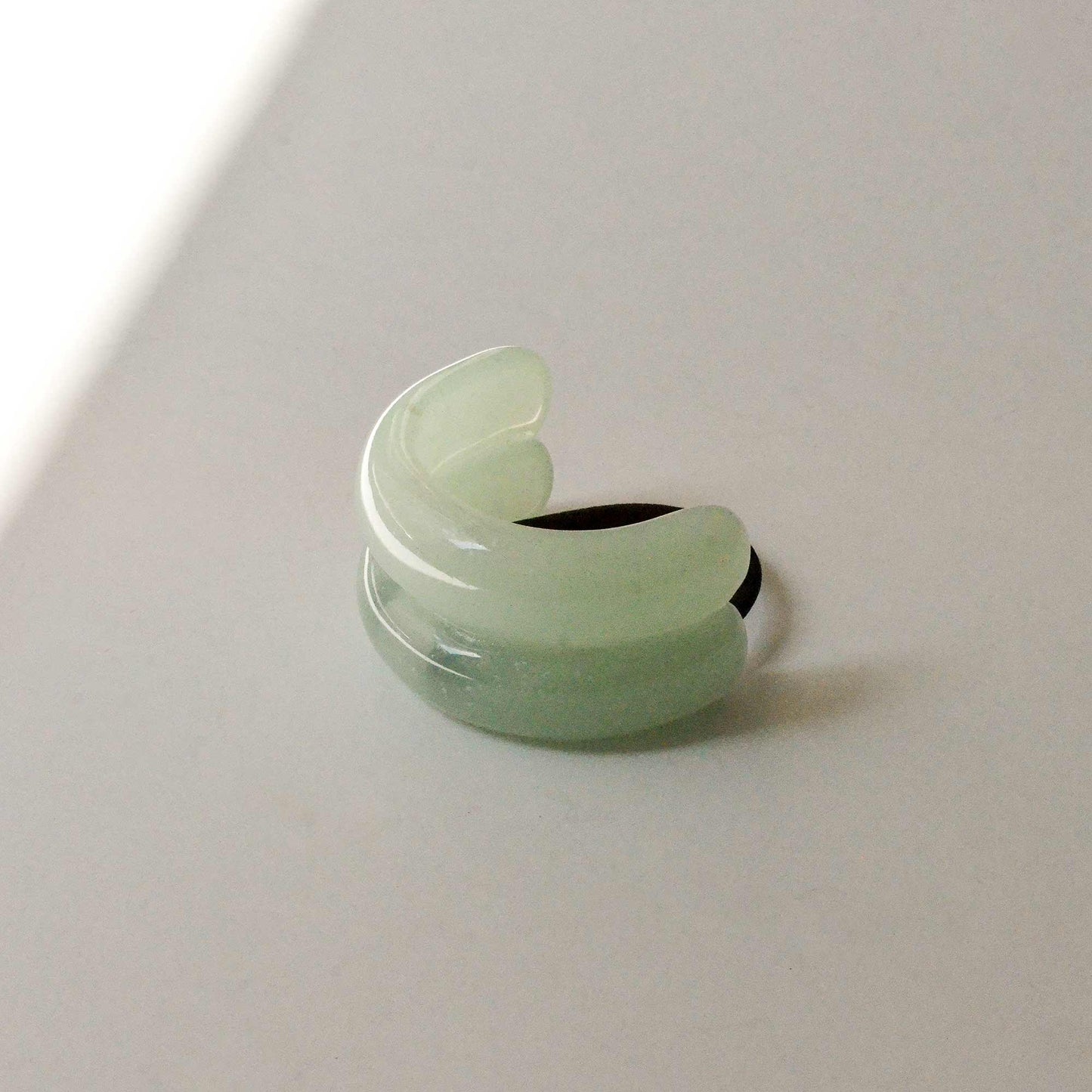 Acrylic Ponytail Hair Tie