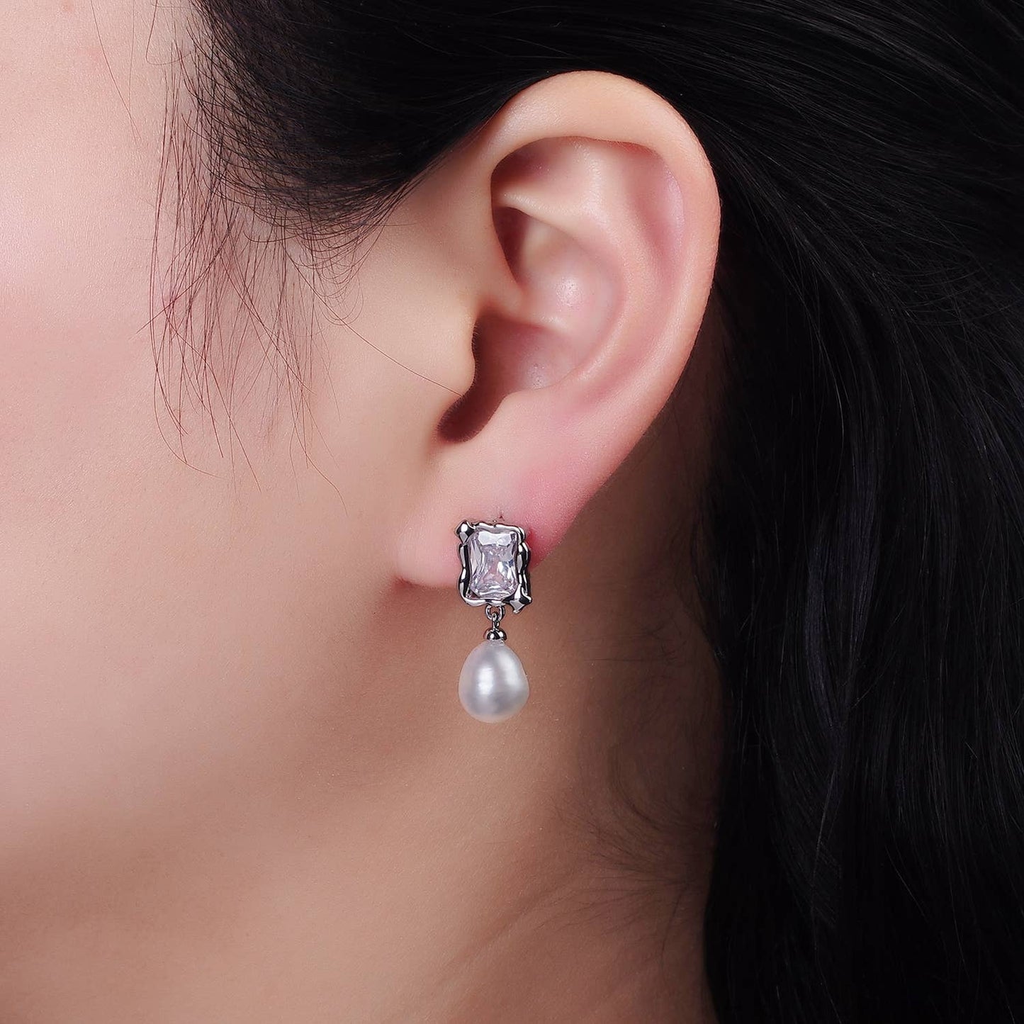 Pearl Drop Earrings