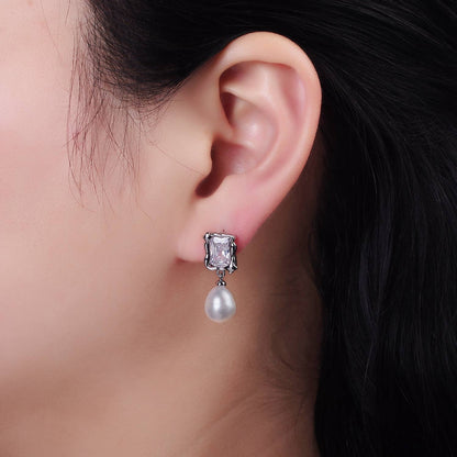 Pearl Drop Earrings