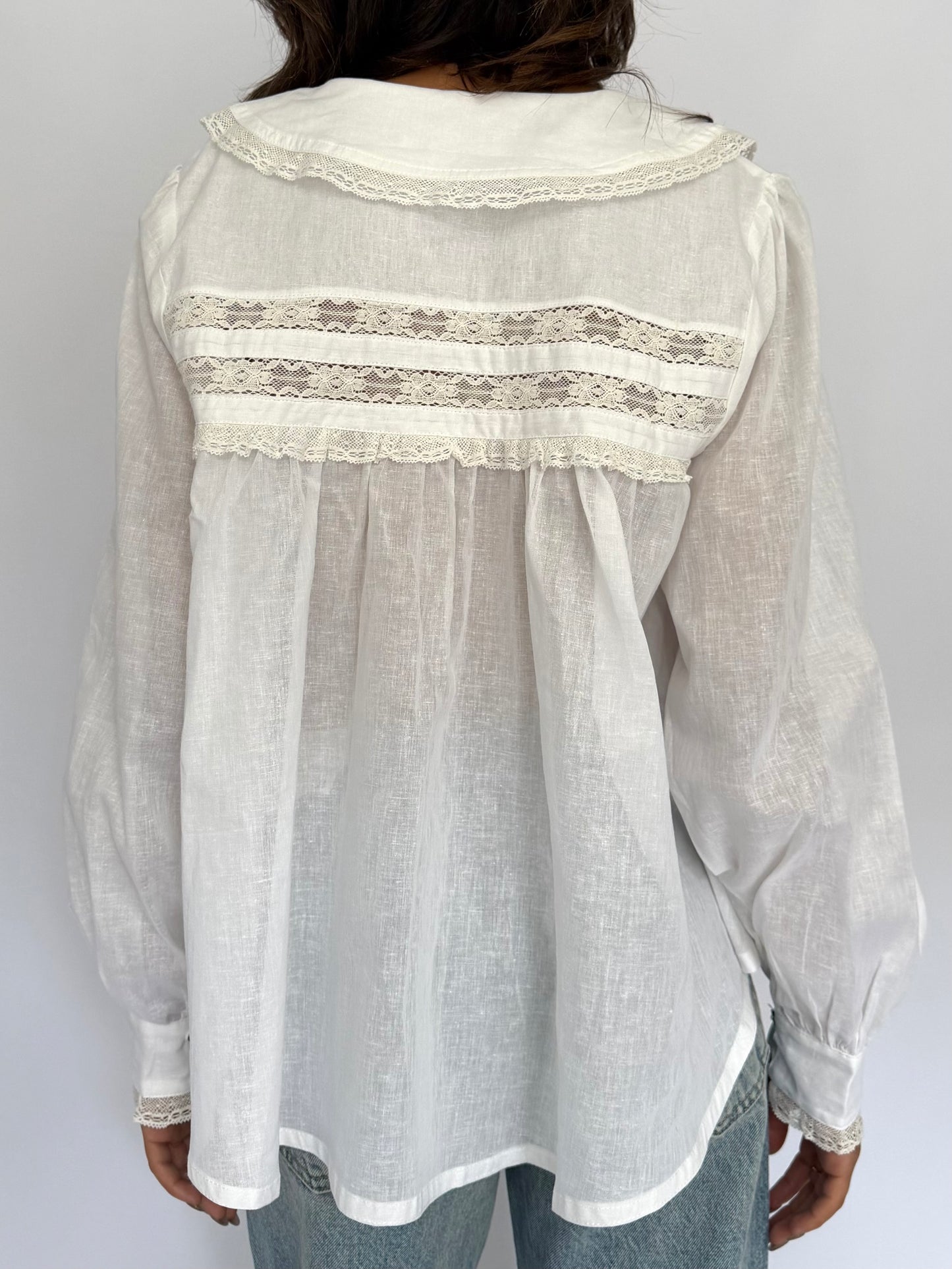 Fran Collar Pin tuck Blouse