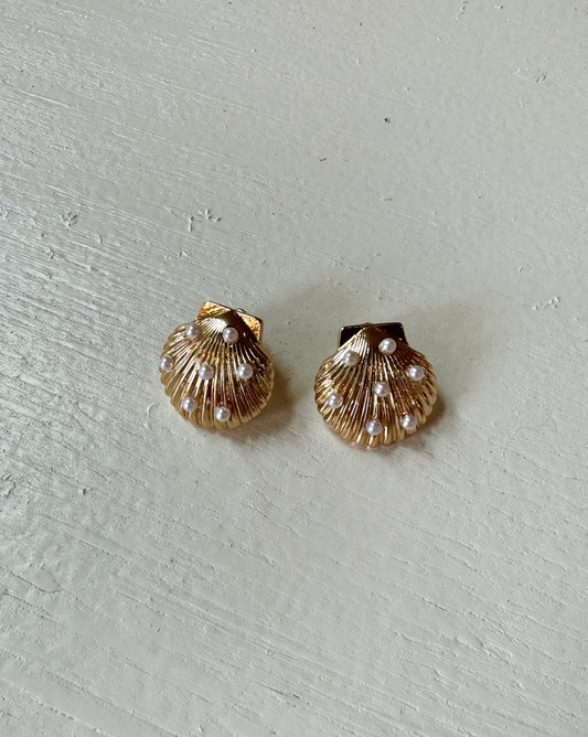 Pearl Shell Studs