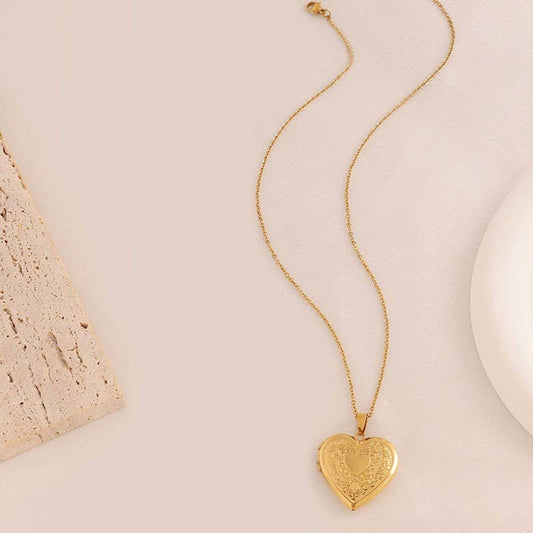 Kimmy Locket Necklace