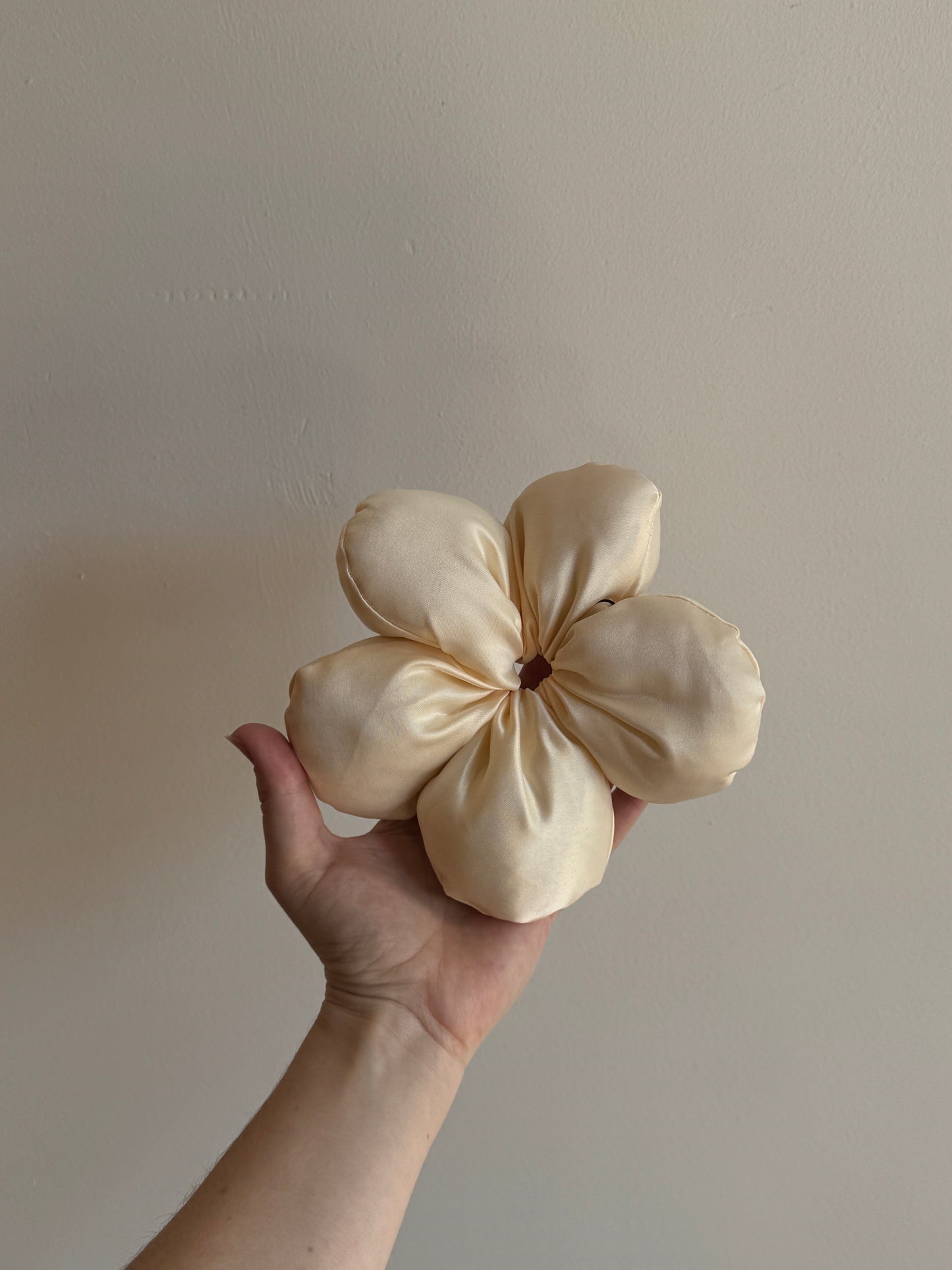 SnowBall Scrunchie