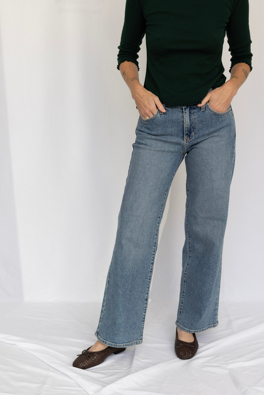 Mid Rise Slim Wide Leg