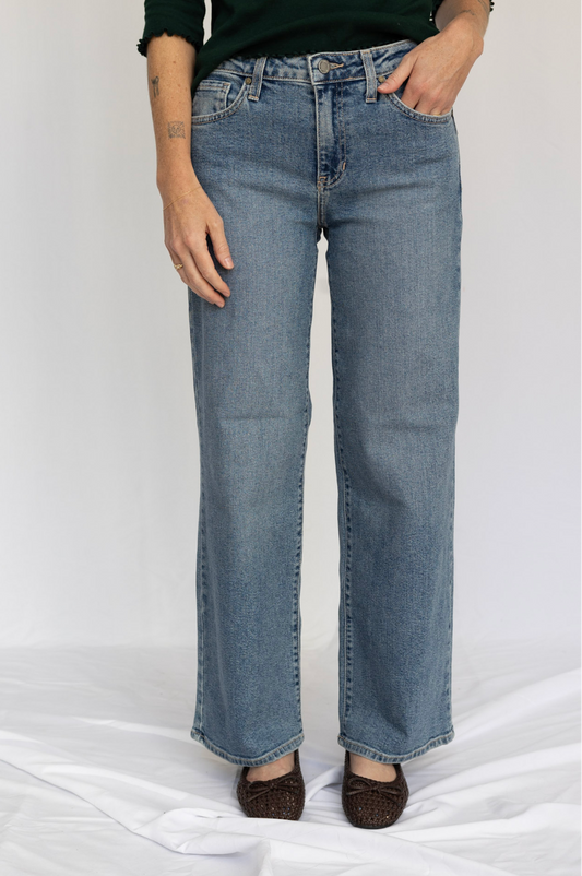 Mid Rise Slim Wide Leg