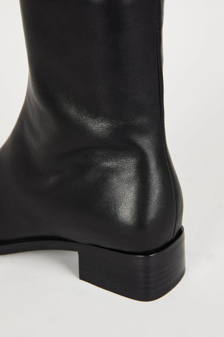 Tour Boots