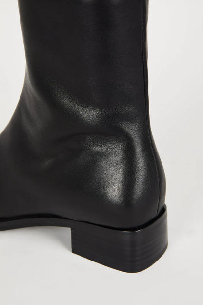 Tour Boots