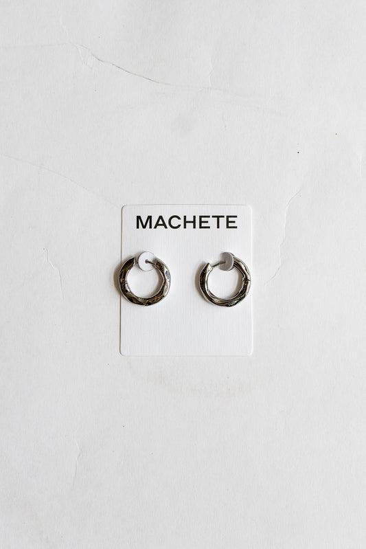 Petite Wavy Hoops | Silver