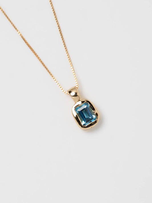 Freya Necklace in Blue Topaz and Gold