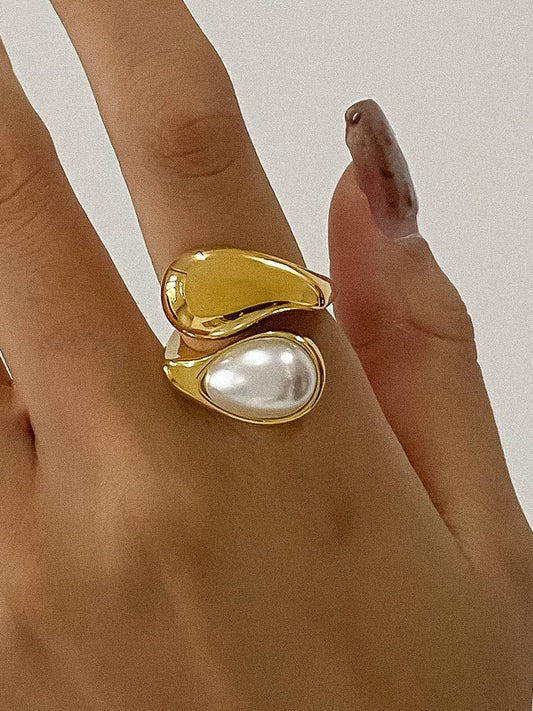 Sloan Ring