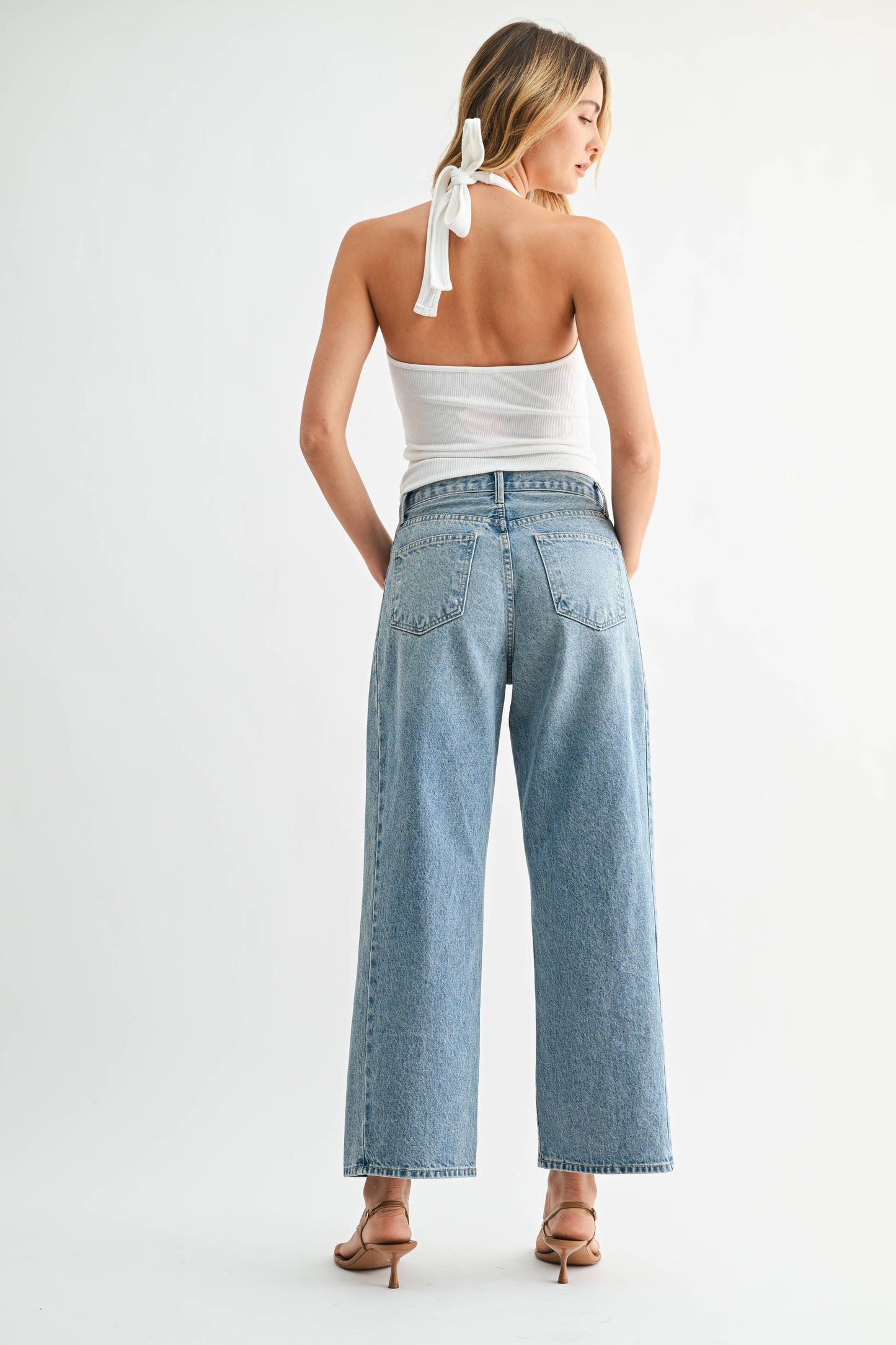 High Rise Twist Seam Barrel Jean