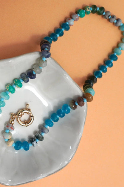 Clasp Beaded Necklace