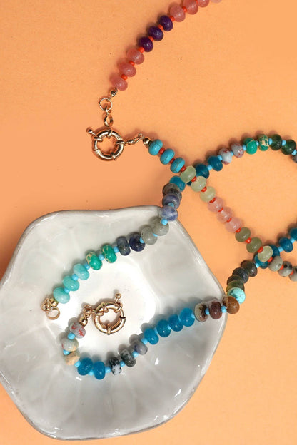 Clasp Beaded Necklace