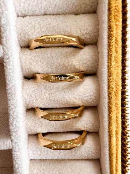 Jet'aime Ring