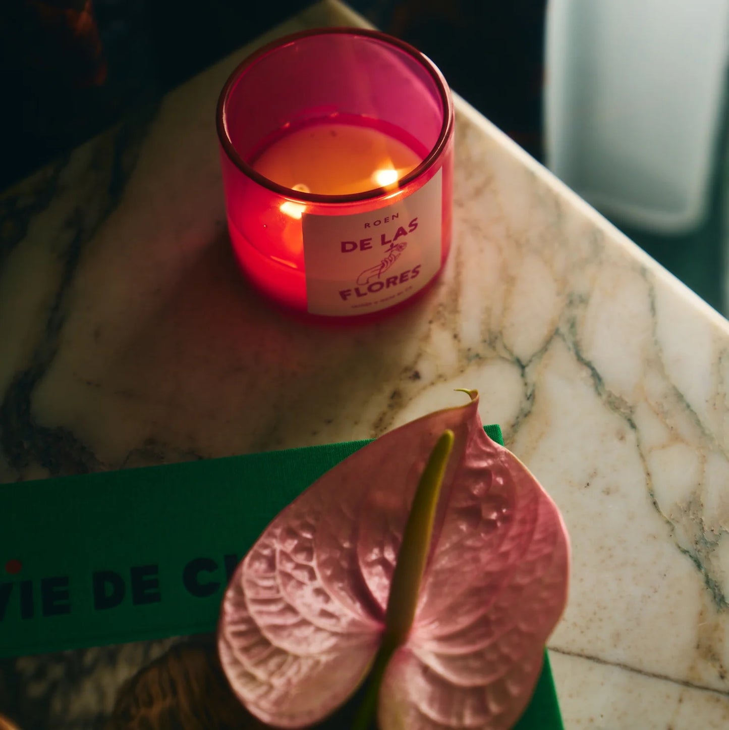 De Las Flores Candle