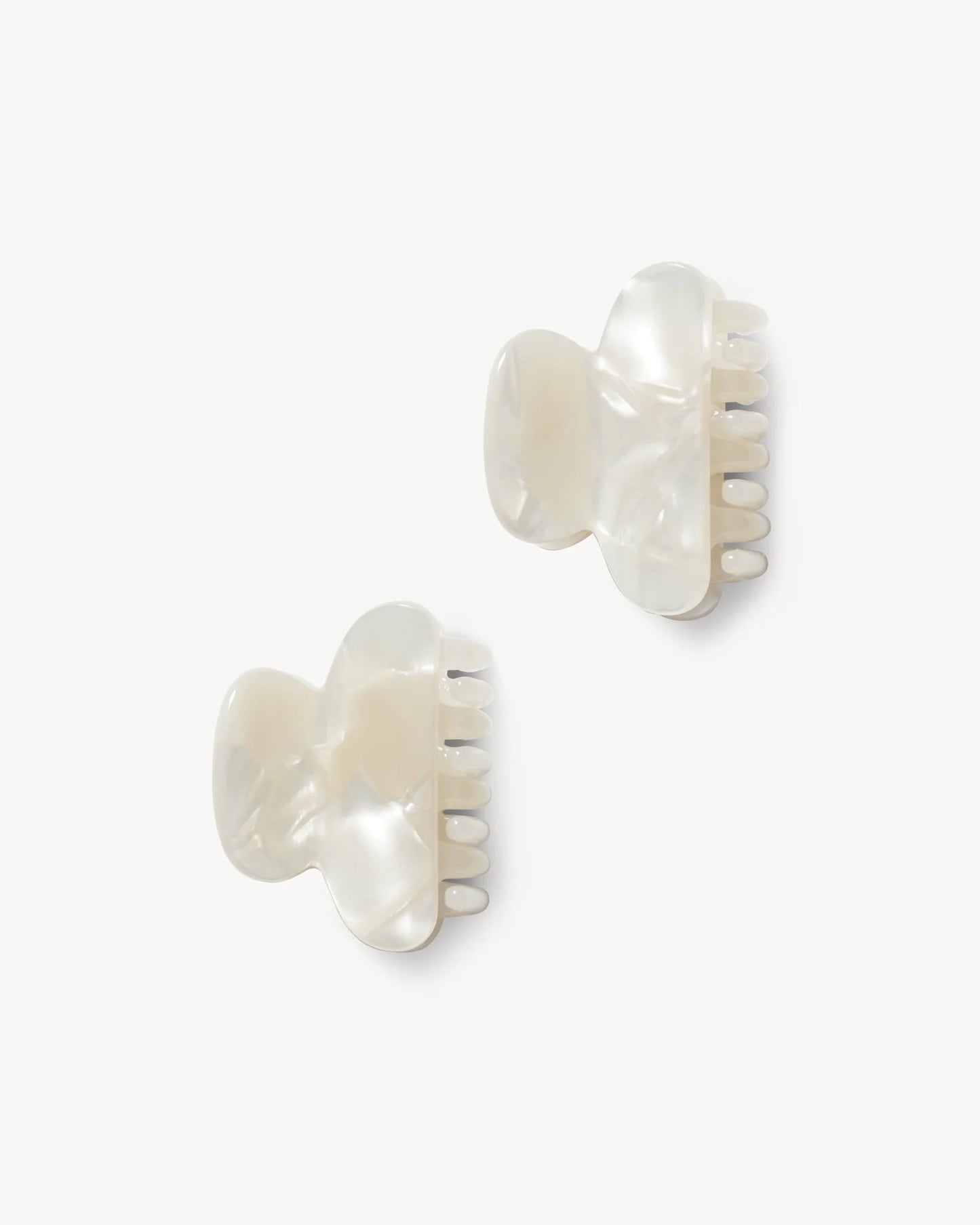 Twin Heirloom Claws in Shell