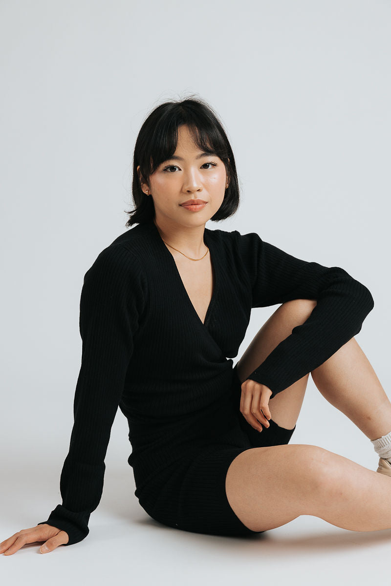 Vivian Wrap Top — Black